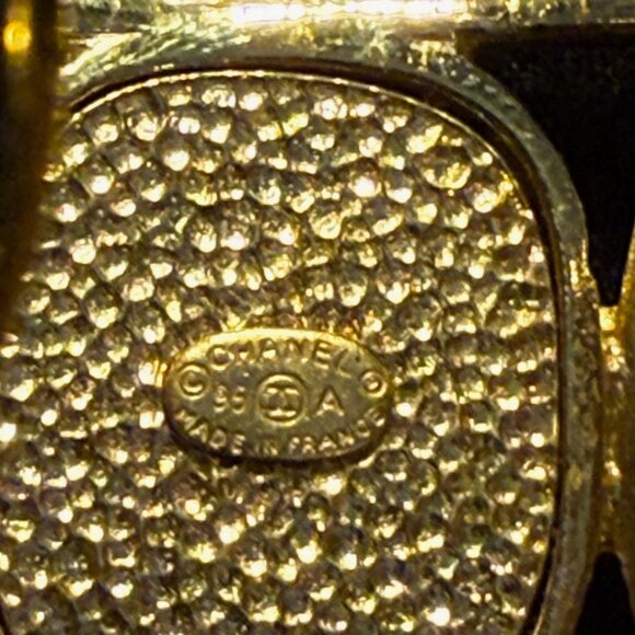 Super rare Chanel gold and pearl cuff vintage bracelet - Picture 7 of 7